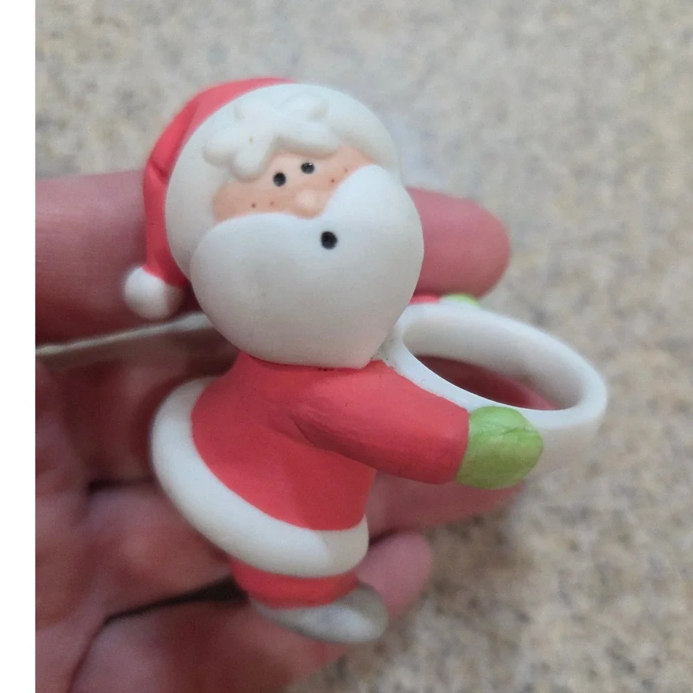 Vintage Ceramic Santa Claus Napkin Ring or Candle Ring Christmas Decor Taiwan